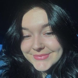 Meet your Posher, Lizzy